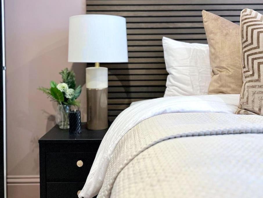 Apartment Fabulous Large In Great Location Bath